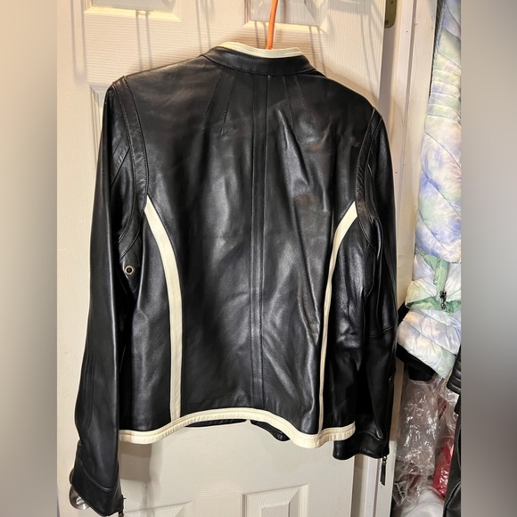 Lamb Skin Black  and White Leather Coat Size Xl. - Picture 6 of 12